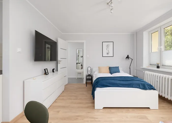 Beautiful Apartment Retro 536 For 6 People In Swinoujscie By Noclegi Renters
